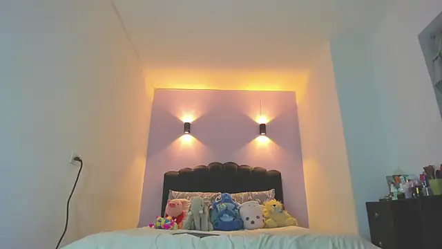 Snapshot of Sofia_Clauss_ chatting on April 2026 04:10:02 AM Sofia Clauss online show from April 2026 04:10:02 AM