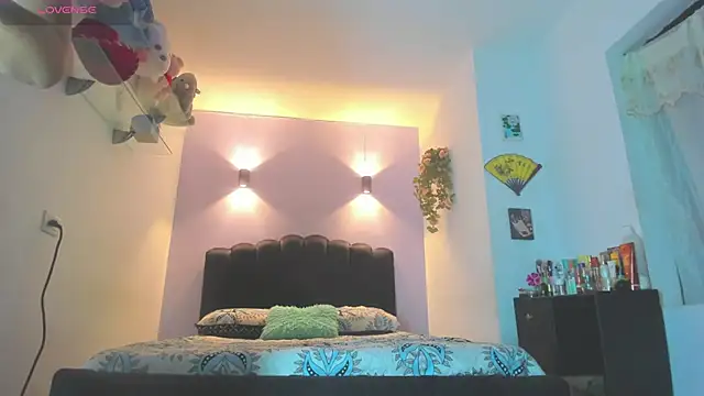 Snapshot of Sofia_Clauss_ chatting on June 2026 04:15:01 AM Sofia Clauss online show from June 2026 04:15:01 AM