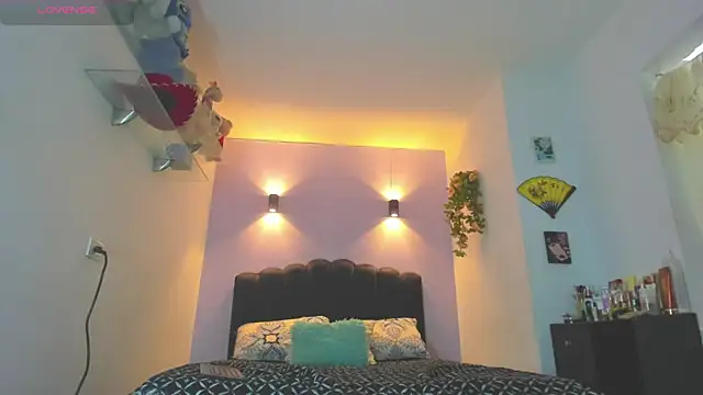 Snapshot of Sofia_Clauss_ chatting on June 2026 05:14:02 PM Sofia Clauss online show from June 2026 05:14:02 PM