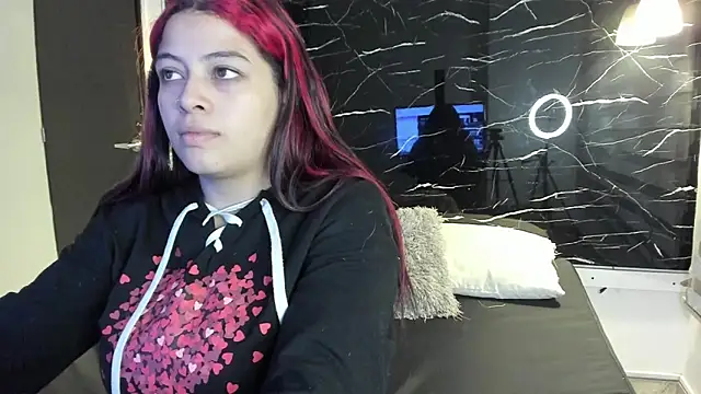 Snapshot of Sofiia-Rubb chatting on April 2026 04:16:01 AM Sofiia-Rubb online show from April 2026 04:16:01 AM