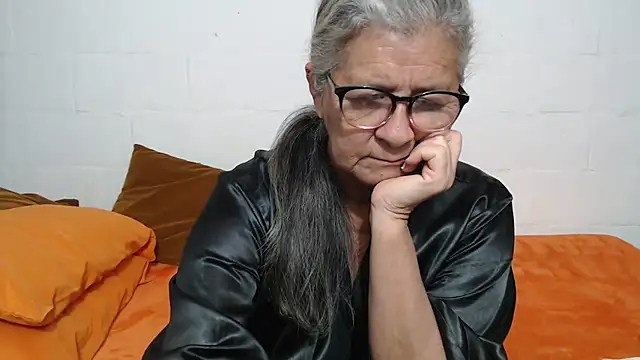 candy mature  online show from January 2026 10:17:02 AM