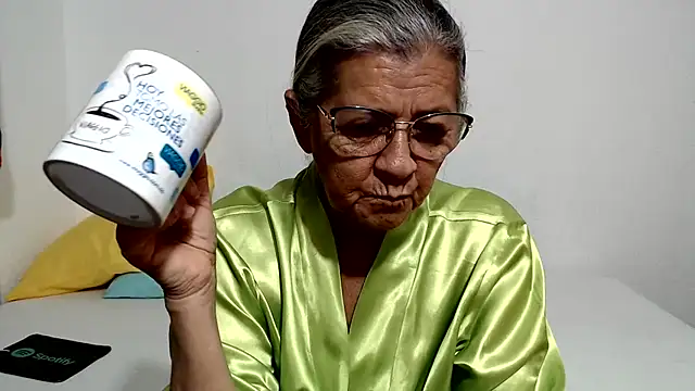 Snapshot of candy_mature_ chatting on June 2026 11:10:01 AM candy mature online show from June 2026 11:10:01 AM