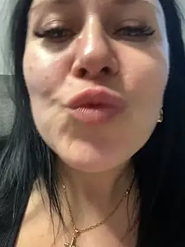 Snapshot of CuteNata chatting on January 2025 02:15:01 PM CuteNata online show from January 2025 02:15:01 PM