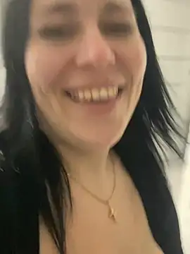 Snapshot of CuteNata chatting on February 2025 02:58:01 PM CuteNata online show from February 2025 02:58:01 PM