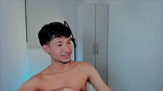 dimitri targaryen online show from December 2024 02:45:02 AM