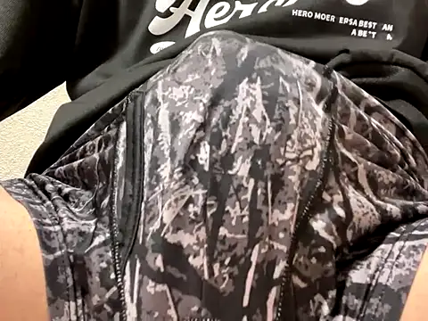 Snapshot of lkun9 chatting on December 2025 07:36:01 AM lkun9 online show from December 2025 07:36:01 AM