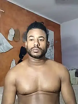 Snapshot of Negroricobaby chatting on February 2025 05:42:01 AM Negroricobaby online show from February 2025 05:42:01 AM