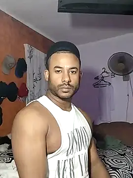 Snapshot of Negroricobaby chatting on February 2025 03:32:01 AM Negroricobaby online show from February 2025 03:32:01 AM