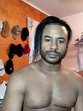 Snapshot of Negroricobaby chatting on February 2025 05:26:02 PM Negroricobaby online show from February 2025 05:26:02 PM