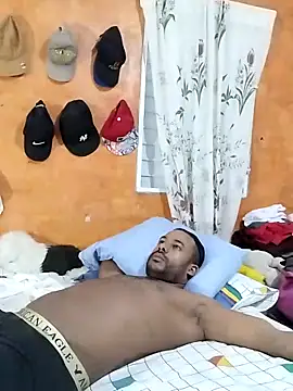 Snapshot of Negroricobaby chatting on March 2025 04:34:02 AM Negroricobaby online show from March 2025 04:34:02 AM