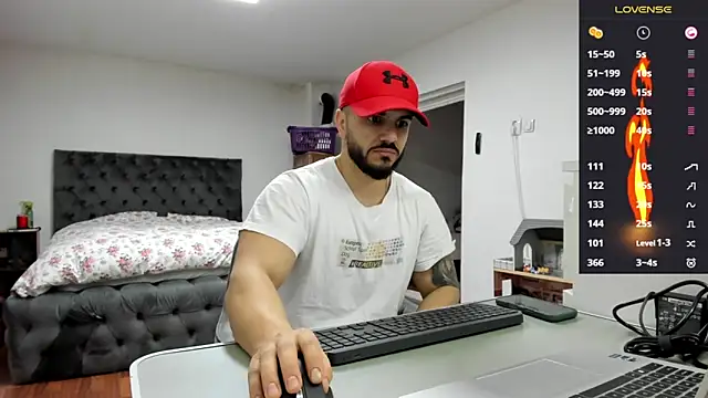 Snapshot of supermanboy94 chatting on February 2026 06:51:02 AM supermanboy94 online show from February 2026 06:51:02 AM