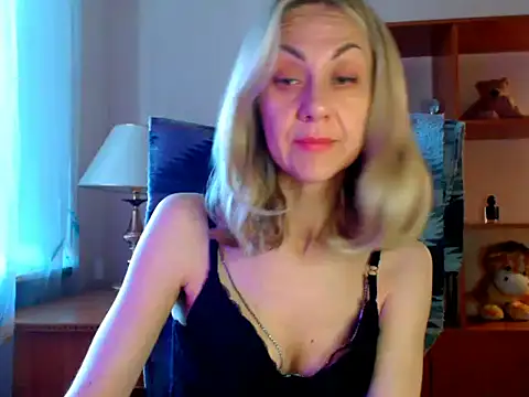 Snapshot of Tanya6547 chatting on June 2026 10:39:02 AM Tanya6547 online show from June 2026 10:39:02 AM