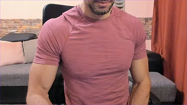 HotHunkTrainer online show from September 2025 07:10:02 AM