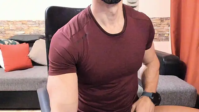 HotHunkTrainer online show from April 2026 08:15:01 AM