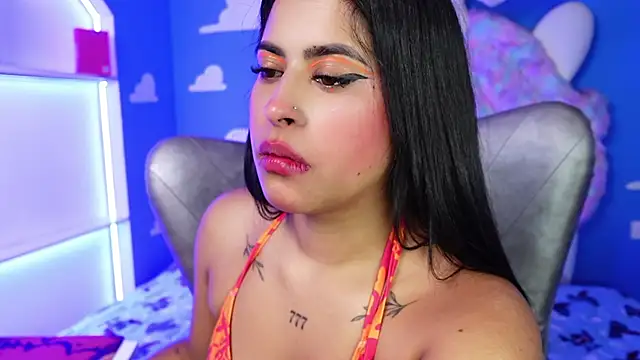 Snapshot of miss_romyna chatting on June 2026 11:02:01 AM miss romyna online show from June 2026 11:02:01 AM