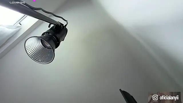 Addison baker online show from April 2026 08:31:01 PM