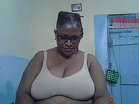 Snapshot of sexy_bigboobss chatting on October 2025 08:35:01 AM sexy bigboobss online show from October 2025 08:35:01 AM