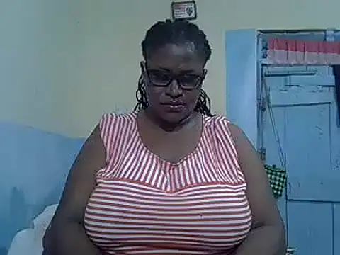 Snapshot of sexy_bigboobss chatting on October 2025 07:42:01 AM sexy bigboobss online show from October 2025 07:42:01 AM