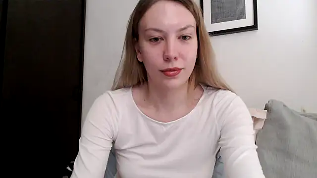 Scarlettford online show from October 2025 04:39:01 PM