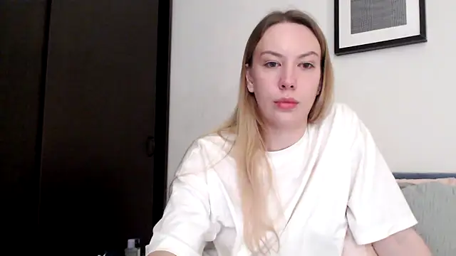 Scarlettford online show from November 2025 04:31:02 PM