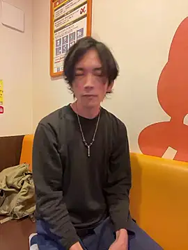 Snapshot of Katakuriko-Denpun chatting on February 2026 10:10:01 AM Katakuriko-Denpun online show from February 2026 10:10:01 AM