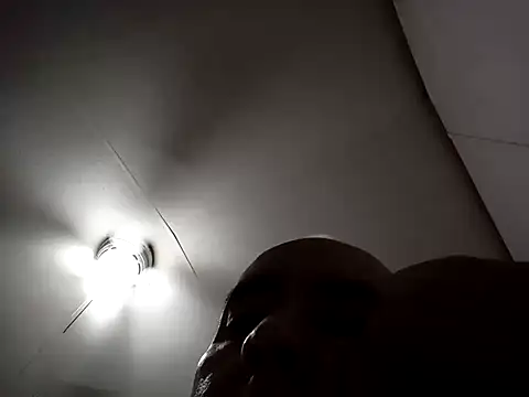 Xoc8  online show from November 2025 10:31:01 AM