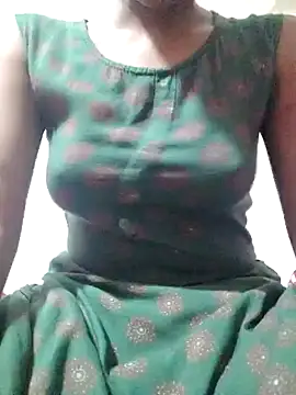 rituporna2004 online show from January 2025 01:43:01 PM