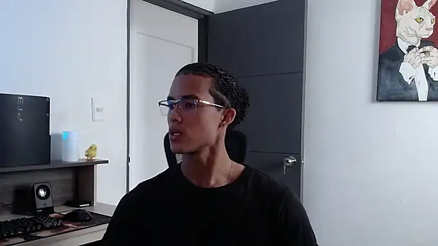 Snapshot of alejo_x3 chatting on February 2025 04:45:02 PM alejo x3 online show from February 2025 04:45:02 PM