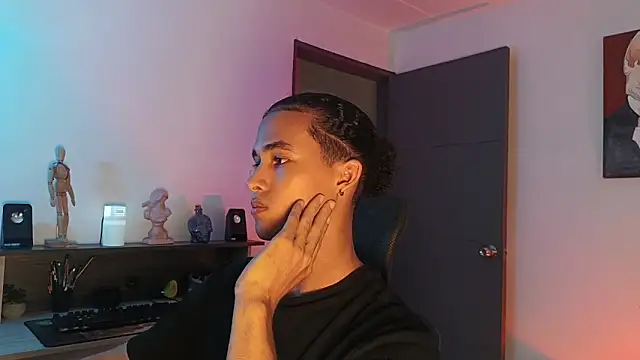 Snapshot of alejo_x3 chatting on September 2025 10:25:02 PM alejo x3 online show from September 2025 10:25:02 PM