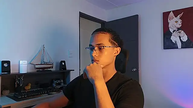 Snapshot of alejo_x3 chatting on October 2025 09:05:02 PM alejo x3 online show from October 2025 09:05:02 PM