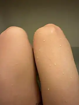 Snapshot of matu050556 chatting on November 2025 11:42:02 AM matu050556 online show from November 2025 11:42:02 AM