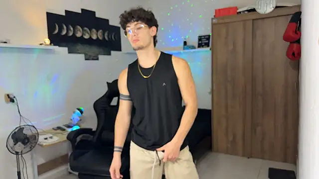 Kisan Smith online show from February 2026 03:44:02 AM