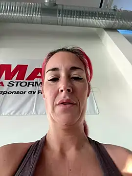 Snapshot of black-flamingo chatting on January 2025 09:24:02 AM black-flamingo online show from January 2025 09:24:02 AM