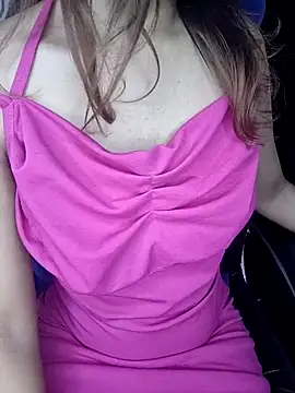 Snapshot of Leeeezzzz_roy chatting on October 2025 02:47:02 AM Leeeezzzz roy online show from October 2025 02:47:02 AM