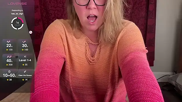 GlitterKitty108 online show from November 2025 11:31:01 PM