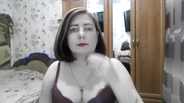 SophieNightAh online show from December 2025 08:39:02 PM