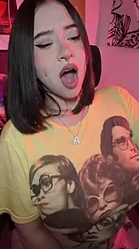 annbones ch online show from December 2025 04:43:01 AM