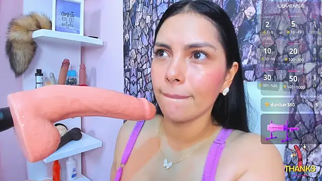 evelinn belen online show from October 2025 11:25:01 AM