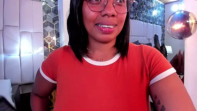 Snapshot of lia_mariana chatting on June 2026 08:58:01 PM lia mariana online show from June 2026 08:58:01 PM
