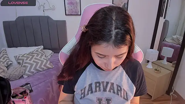 Amy joones online show from March 2026 11:26:02 AM