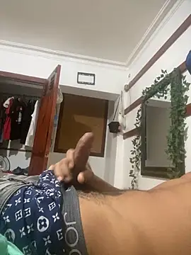 Snapshot of cupidoxxxyyyyh chatting on November 2025 05:28:02 PM cupidoxxxyyyyh online show from November 2025 05:28:02 PM