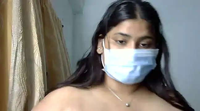 cutelady65 online show from December 2024 05:57:01 PM