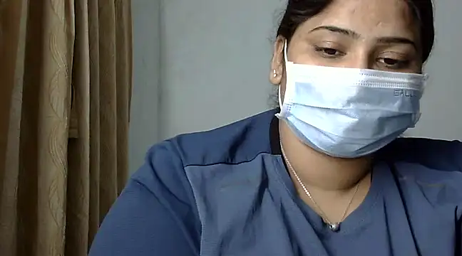 cutelady65 online show from December 2024 02:02:02 PM