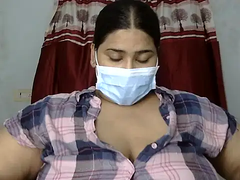 cutelady65 online show from September 2025 02:33:02 PM