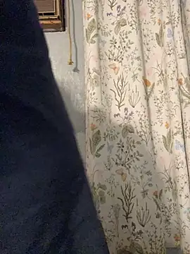 Miguel16i online show from March 2025 03:17:01 AM