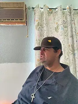 Miguel16i online show from March 2025 06:26:02 PM