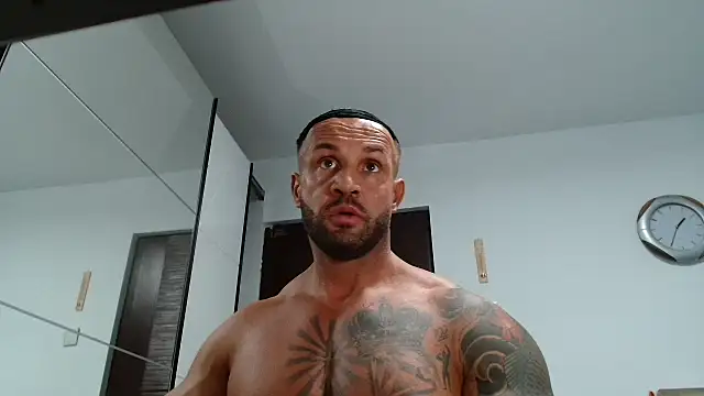 Magnificmuscles89 online show from January 2026 11:41:02 PM