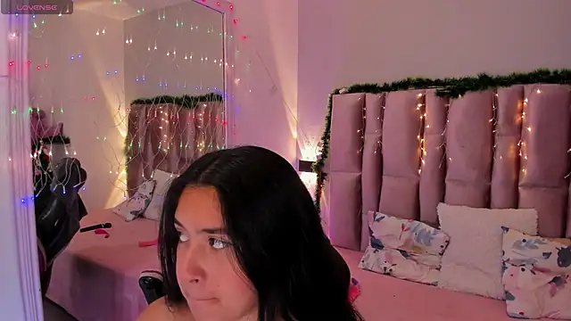 NikyBrookss online show from December 2025 01:28:02 PM