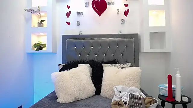 MaikCarver online show from September 2025 08:43:02 PM