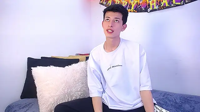 MaikCarver online show from October 2025 03:47:01 AM